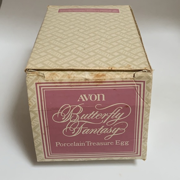 NOS 1979 AVON BUTTERFLY FANTASY Porcelain Treasure Egg Trinket Box 22K Gold Trim - Picture 7 of 8